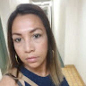 Meet your Posher, Adela